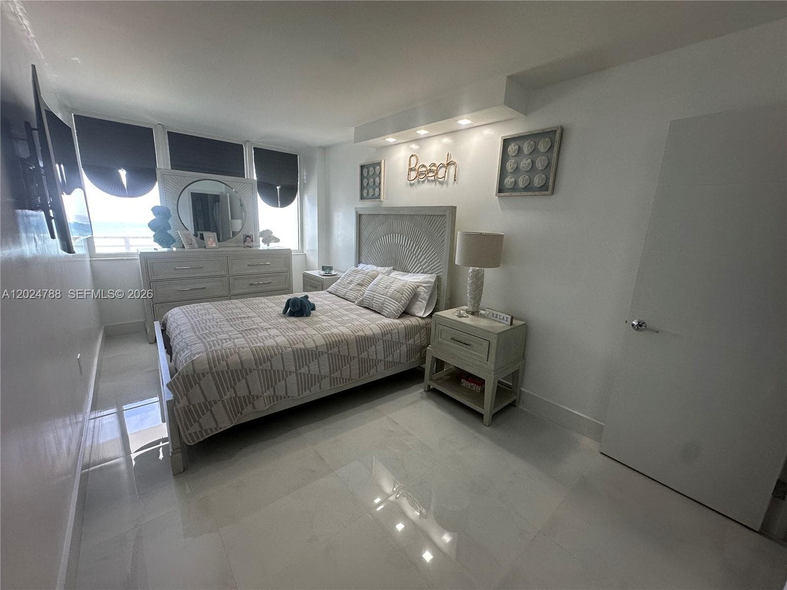 PARKER PLAZA CONDO ESTATE · #916 in Hallandale Beach - Photo 13