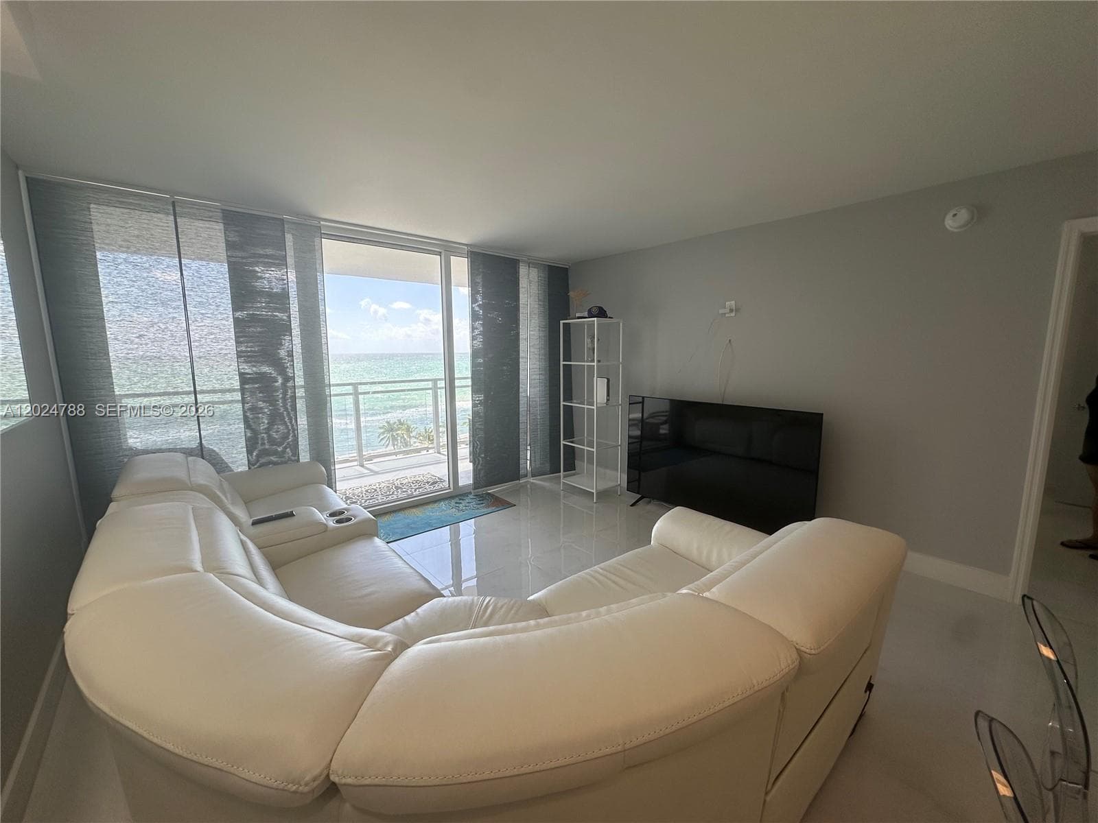 PARKER PLAZA CONDO ESTATE · #916 in Hallandale Beach - Photo 9
