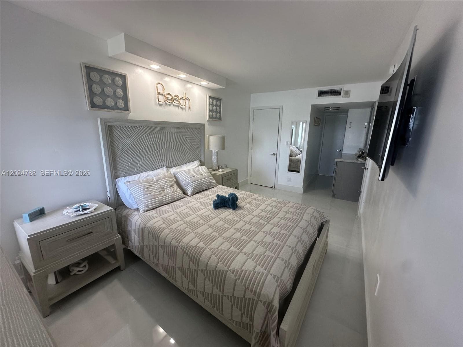 PARKER PLAZA CONDO ESTATE · #916 in Hallandale Beach - Photo 14