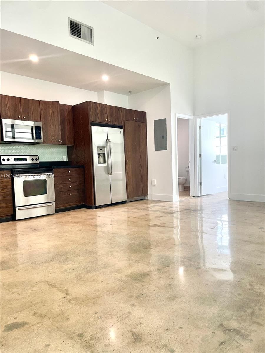 THE NOBLOI CONDO · #6 in Miami Beach - Photo 9