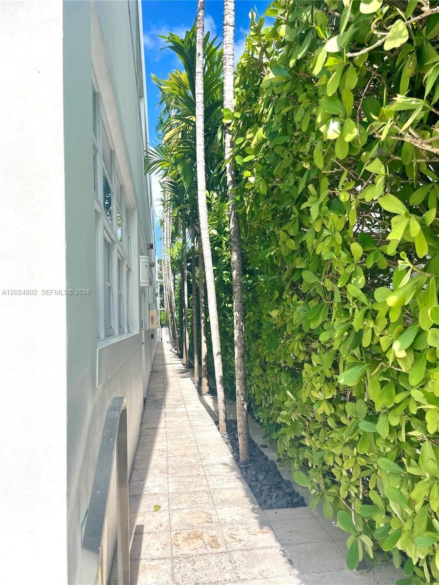 THE NOBLOI CONDO · #6 in Miami Beach - Photo 33