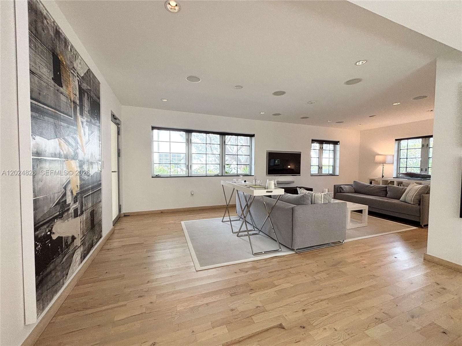 BALI CONDO · #1 in Miami Beach - Photo 2