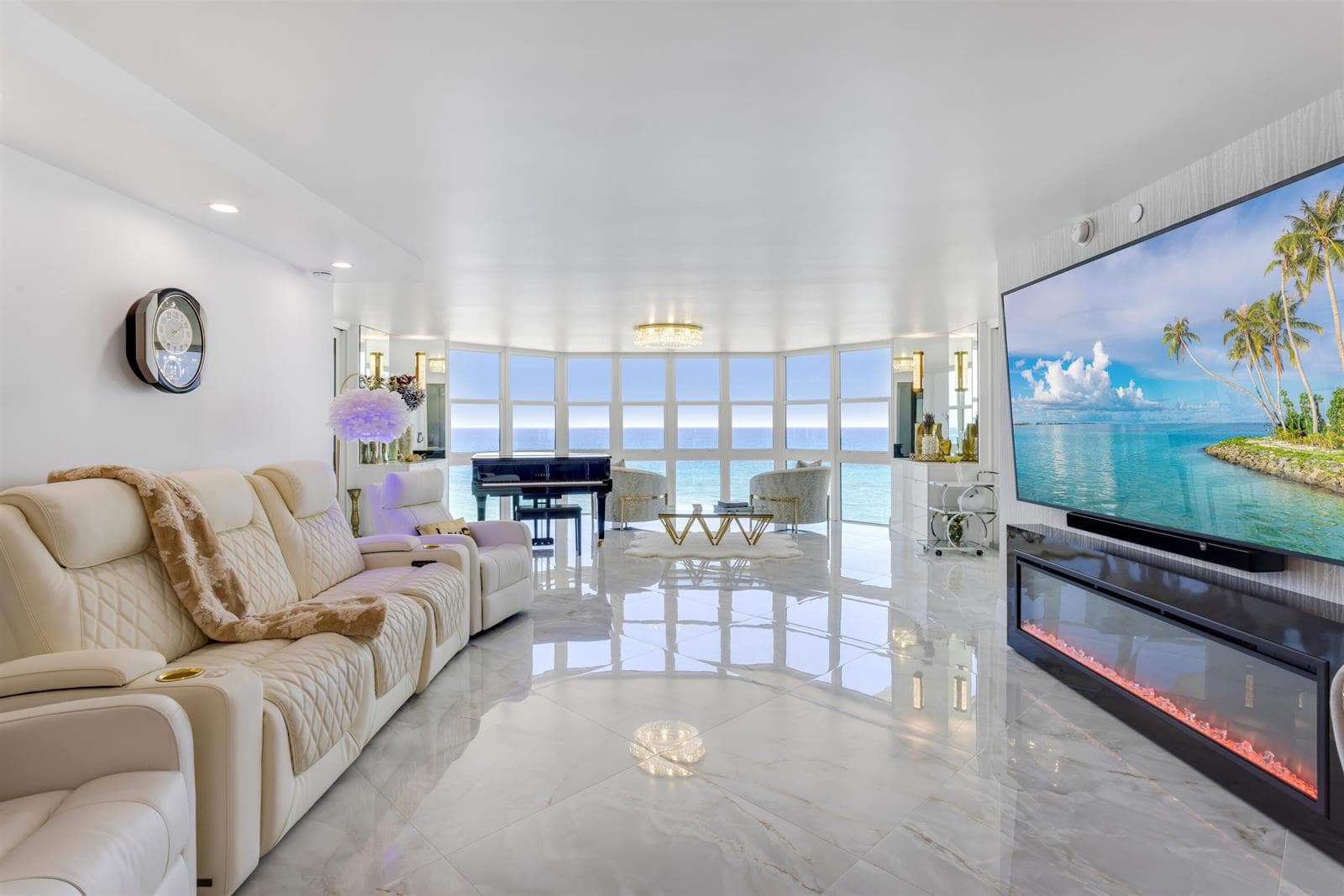 OCEANVIEW LIVING ROOM