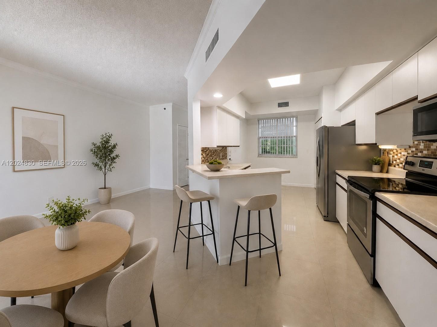 VILLAGE BY THE BAY CONDO · #9306 in Aventura - Photo 3
