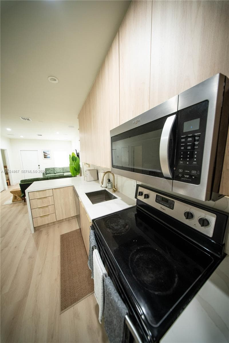 247 NW 58th St photo 17