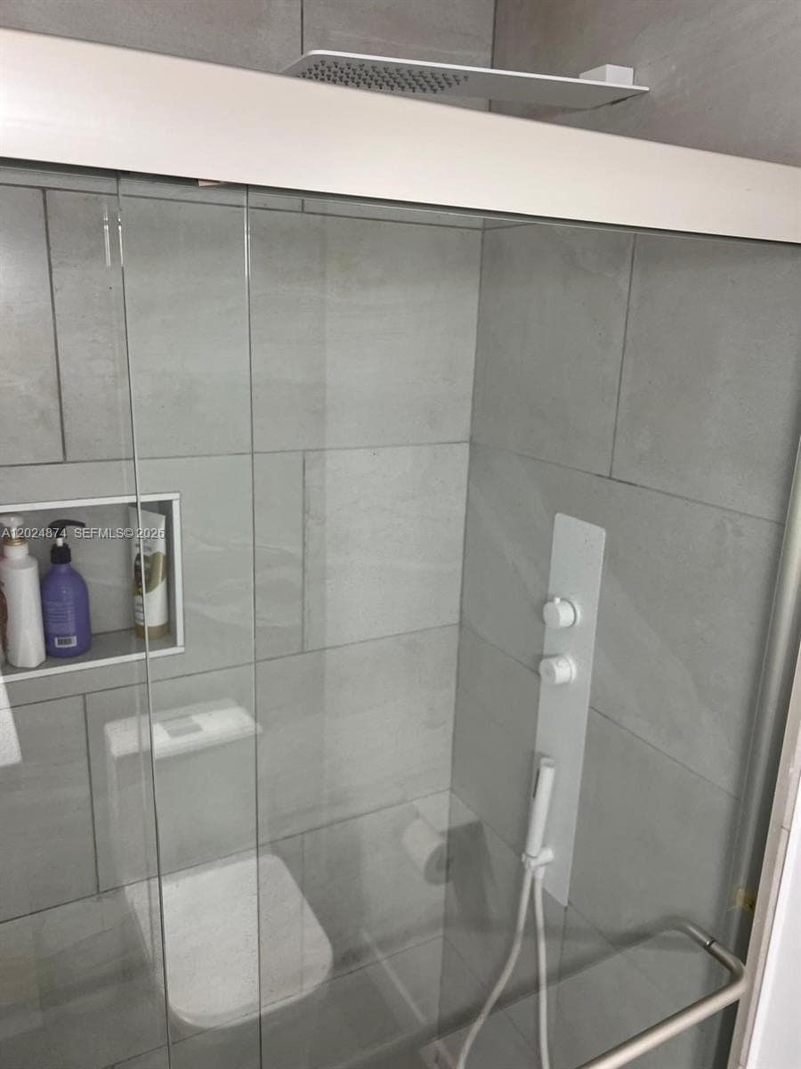guess bathroom