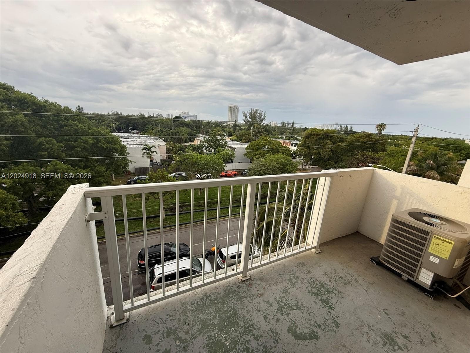 KEYSTONE TOWERS CONDO · #503 in North Miami - Photo 23
