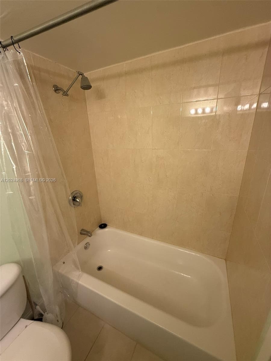 KEYSTONE TOWERS CONDO · #503 in North Miami - Photo 15