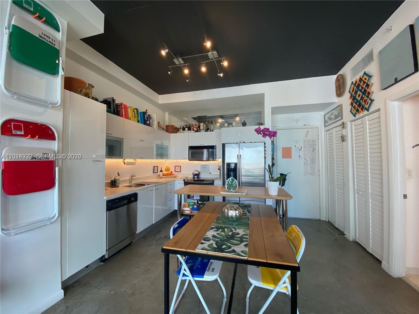 Loft Downtown II · #1909 in Miami - Photo 3