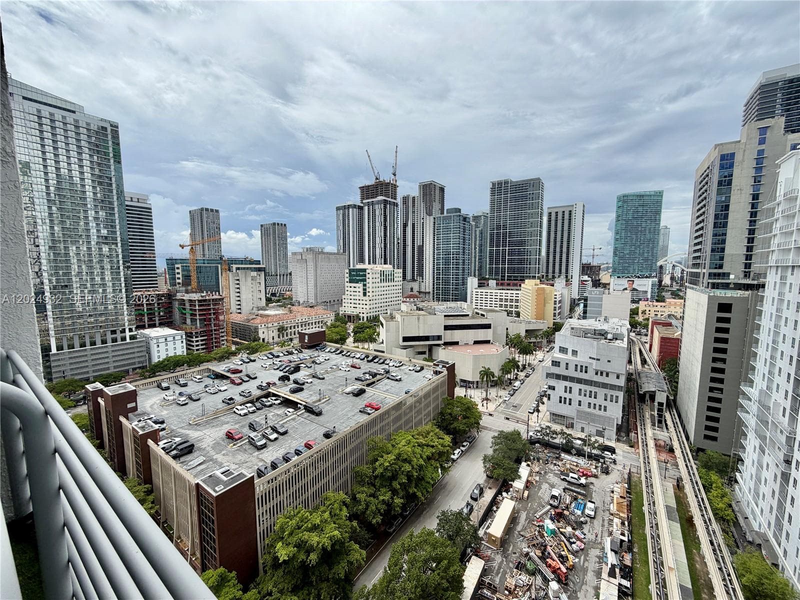Loft Downtown II · #1909 in Miami - Photo 15