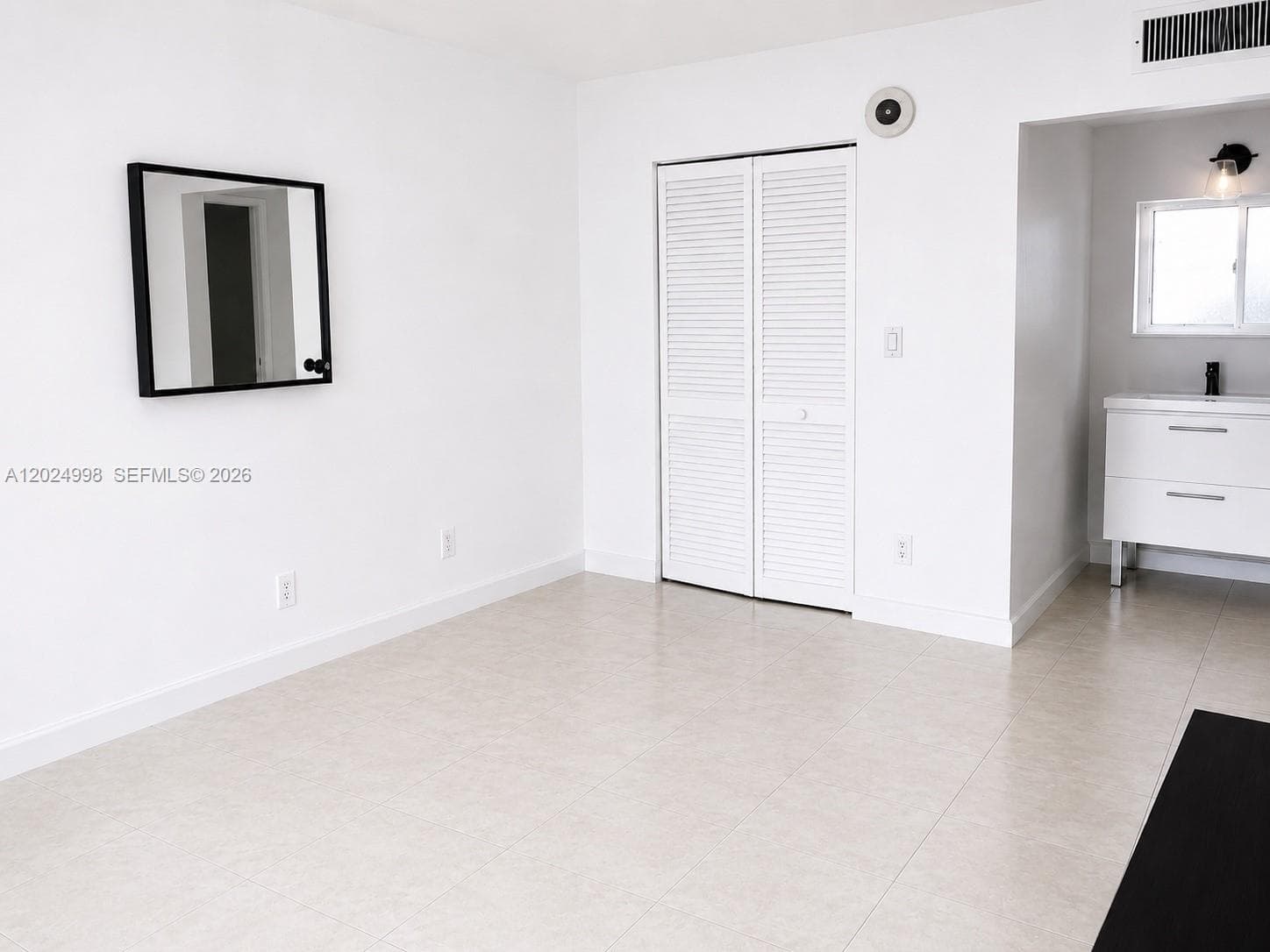 PLAZA OF AMERICAS CONDO P · #417 in Sunny Isles Beach - Photo 18