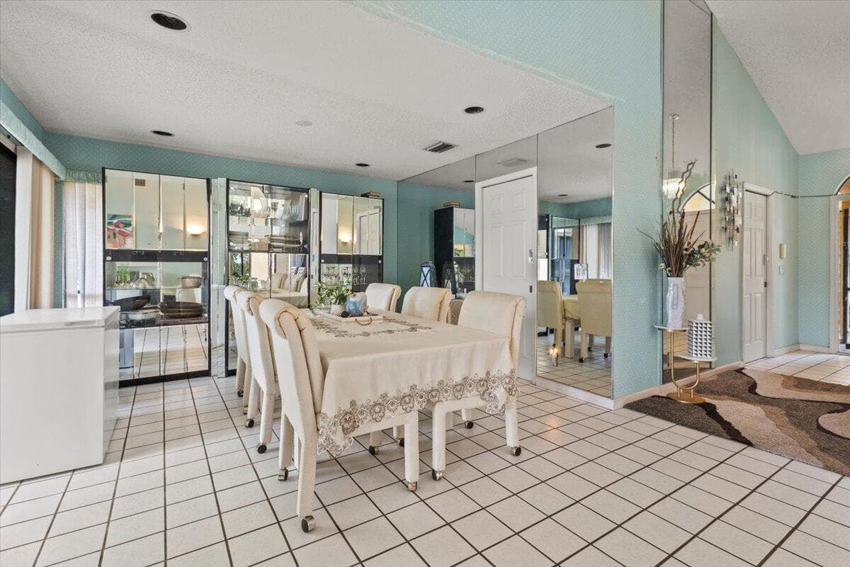 DINING AREA ANOTHER VIEW NO17B