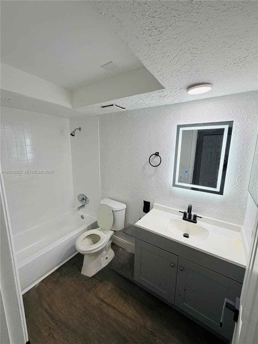 351 Nw 42ND Ct · #208 in Pompano Beach - Photo 2