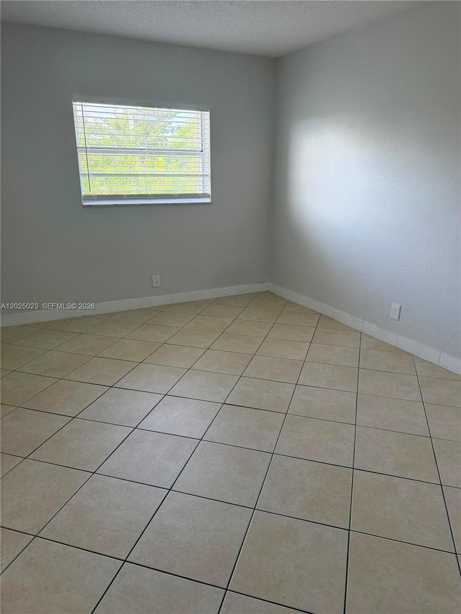 351 Nw 42ND Ct · #208 in Pompano Beach - Photo 4