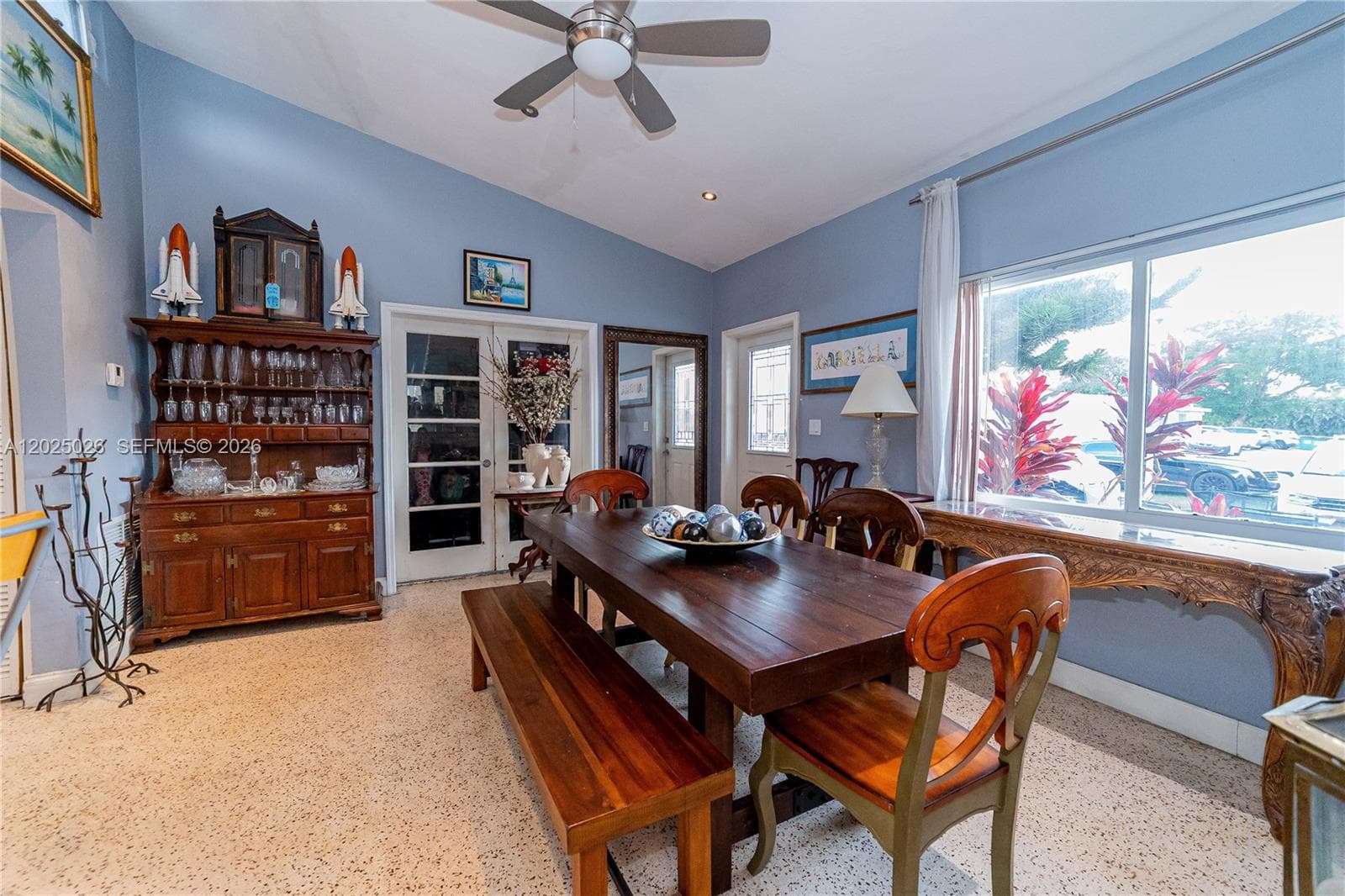548 East Dr photo 36