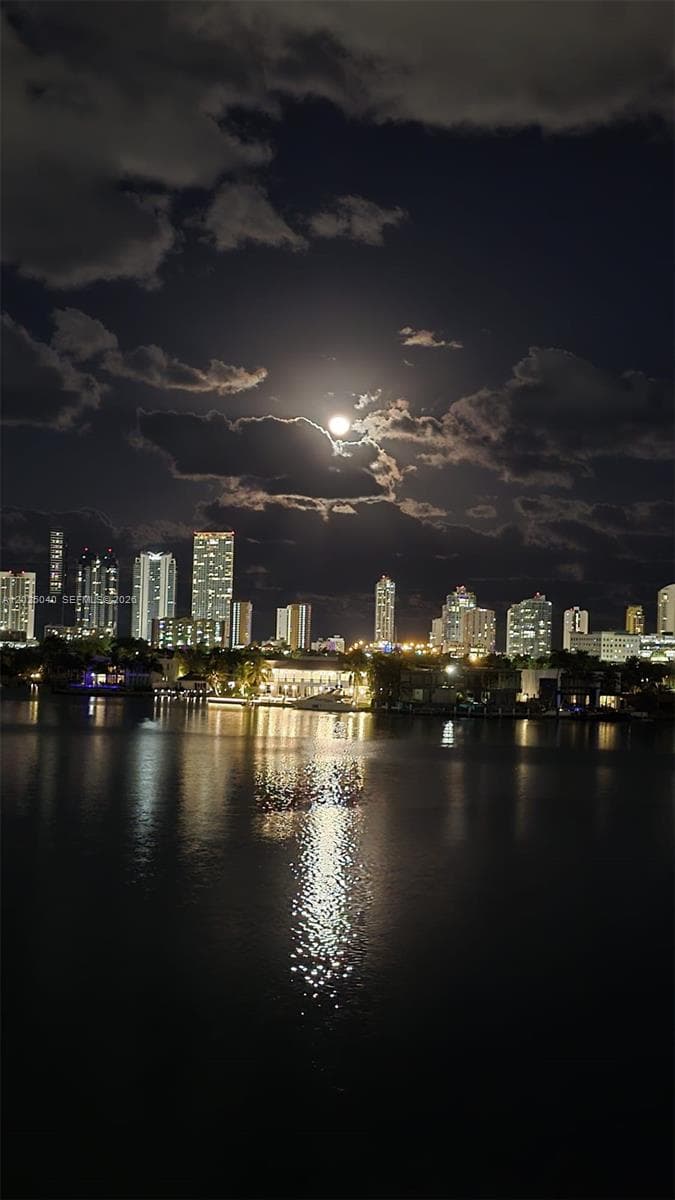 Reef East · #5D in North Miami Beach - Photo 30