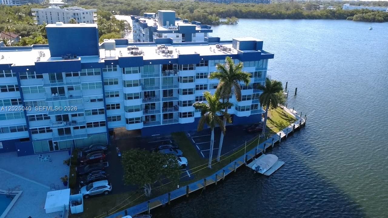 Reef East · #5D in North Miami Beach - Photo 34