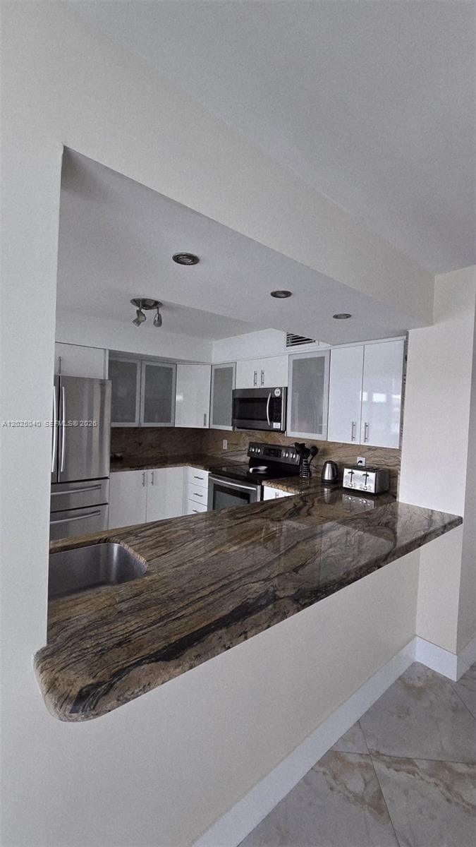 Reef East · #5D in North Miami Beach - Photo 19