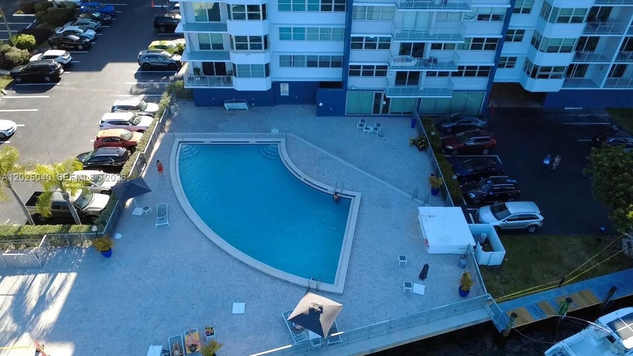 Reef East · #5D in North Miami Beach - Photo 31