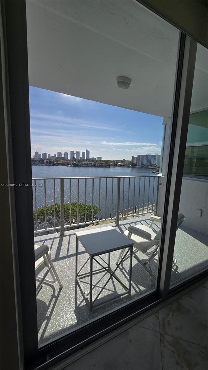 Reef East · #5D in North Miami Beach - Photo 29