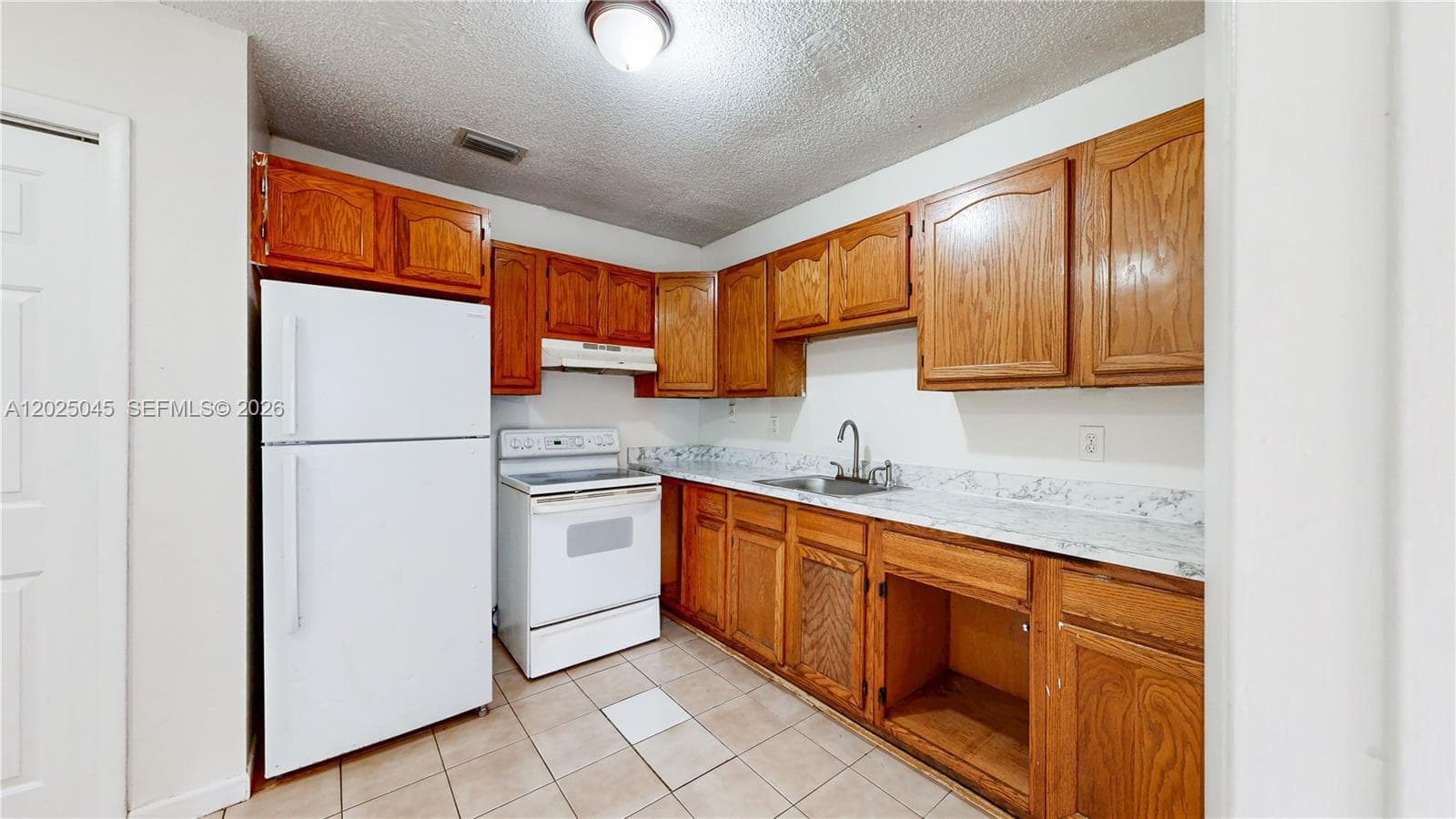 1664 SW 2nd Ct photo 7