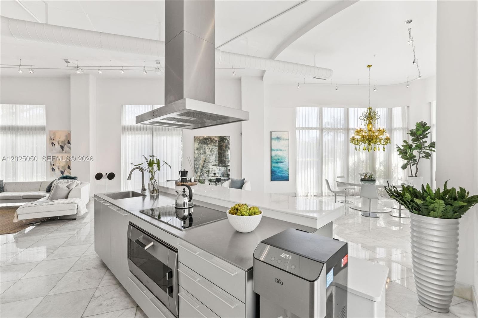 THE MERIDIAN CONDO · #101 in Miami Beach - Photo 13