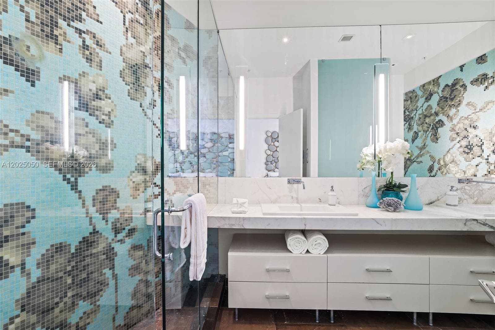 THE MERIDIAN CONDO · #101 in Miami Beach - Photo 18
