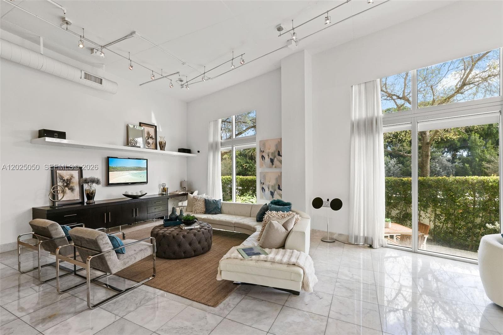 THE MERIDIAN CONDO · #101 in Miami Beach - Photo 35