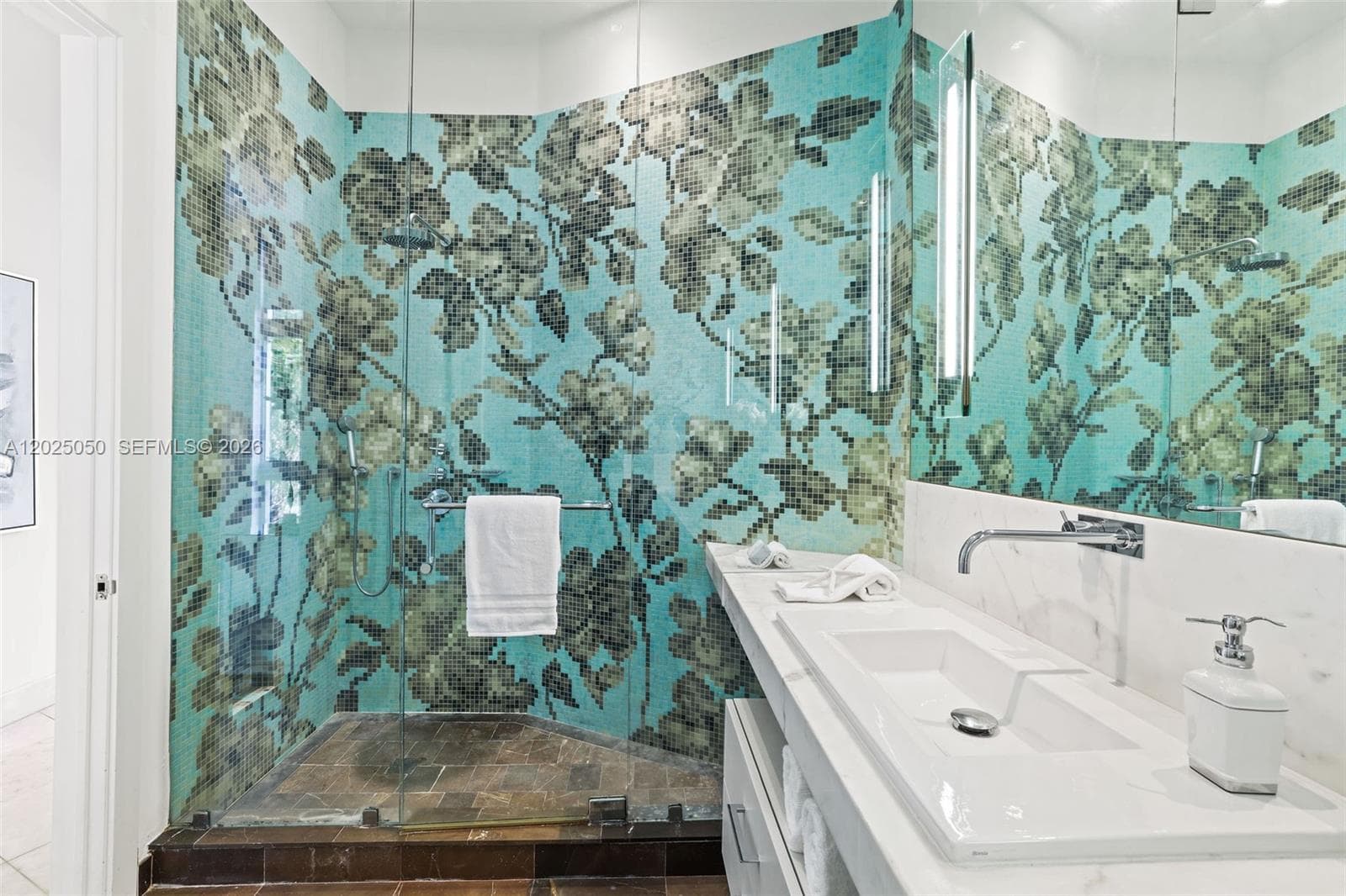 THE MERIDIAN CONDO · #101 in Miami Beach - Photo 21