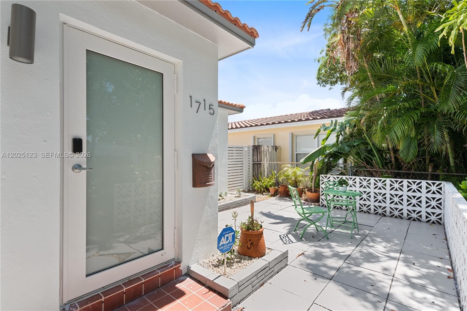 1715 Jefferson St #0 photo 2