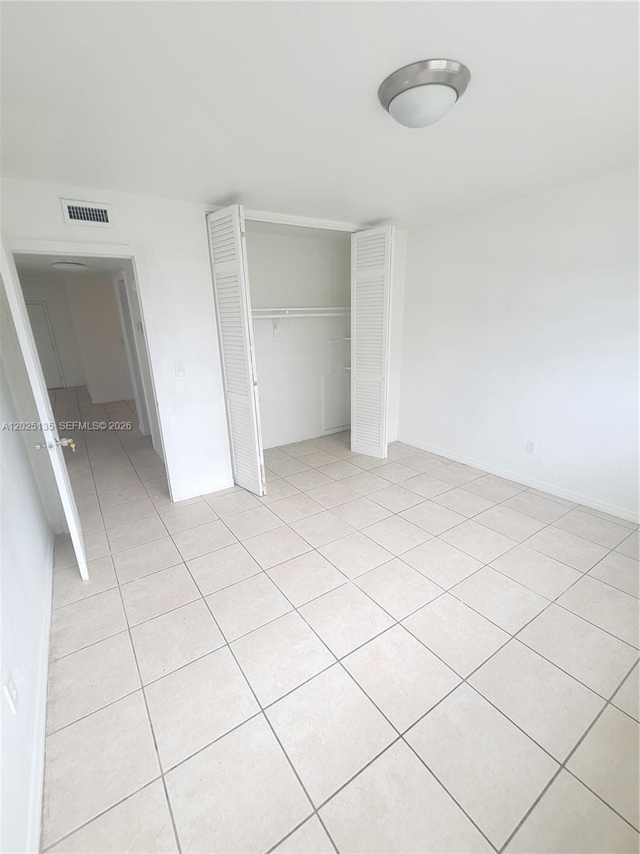 SANS SOUCI CONDO · #16 in North Miami - Photo 11