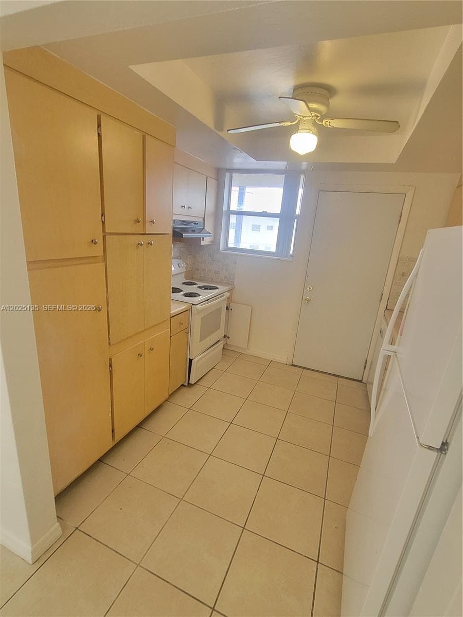 SANS SOUCI CONDO · #16 in North Miami - Photo 4