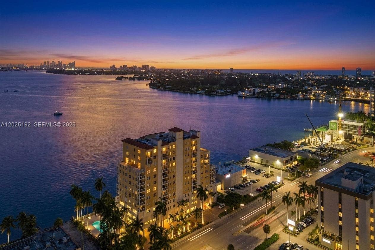 Bayview Condo · #1207C in North Bay Village - Photo 7