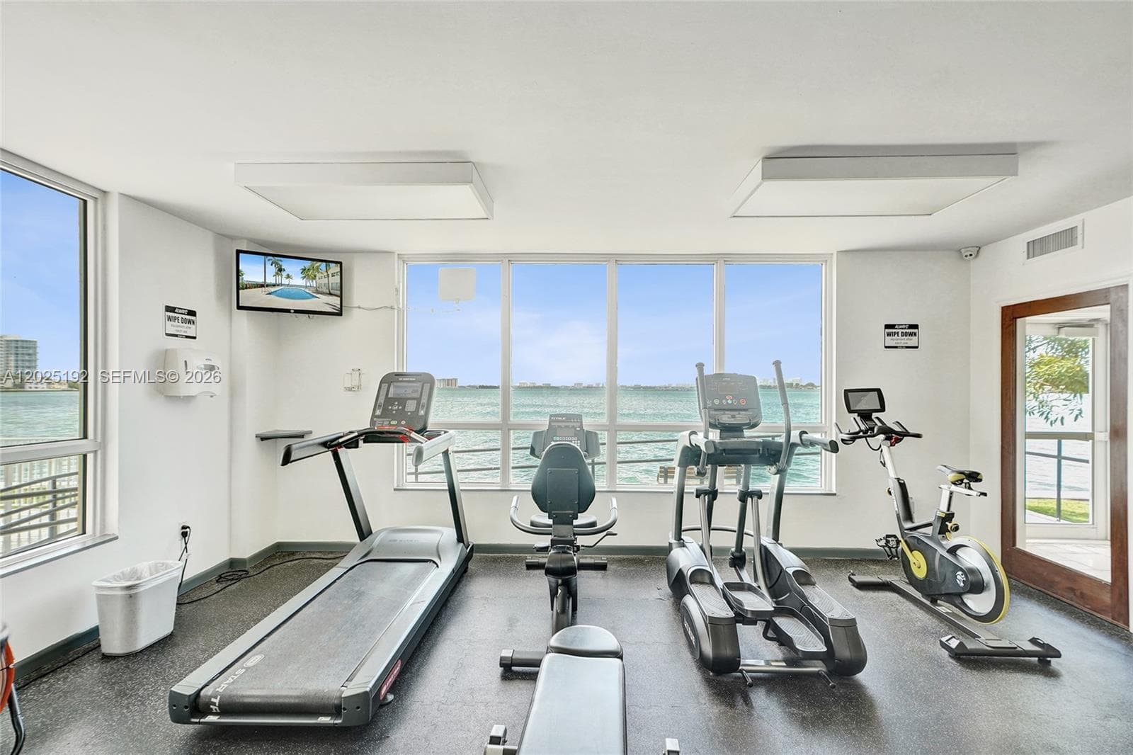 Bayview Condo · #1207C in North Bay Village - Photo 34