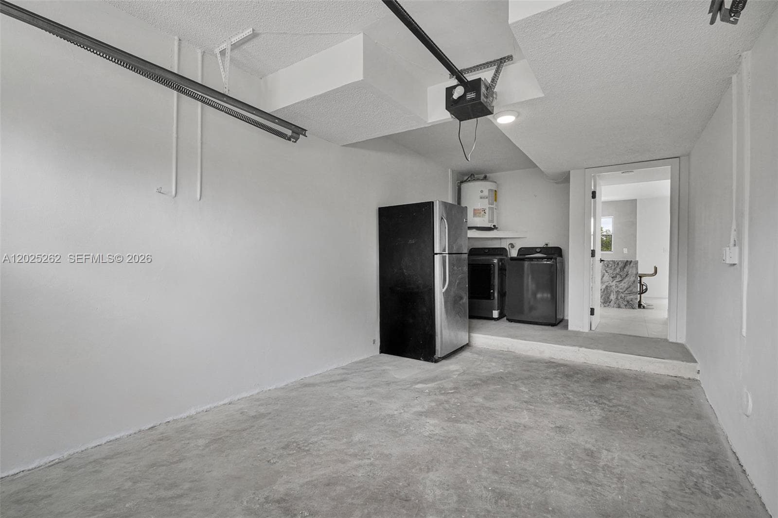 1089 SE 6th Ave photo 21