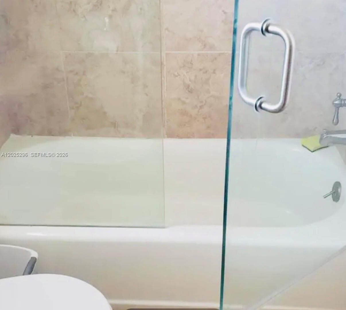 LEISUREVILLE · #289 in Pompano Beach - Photo 13