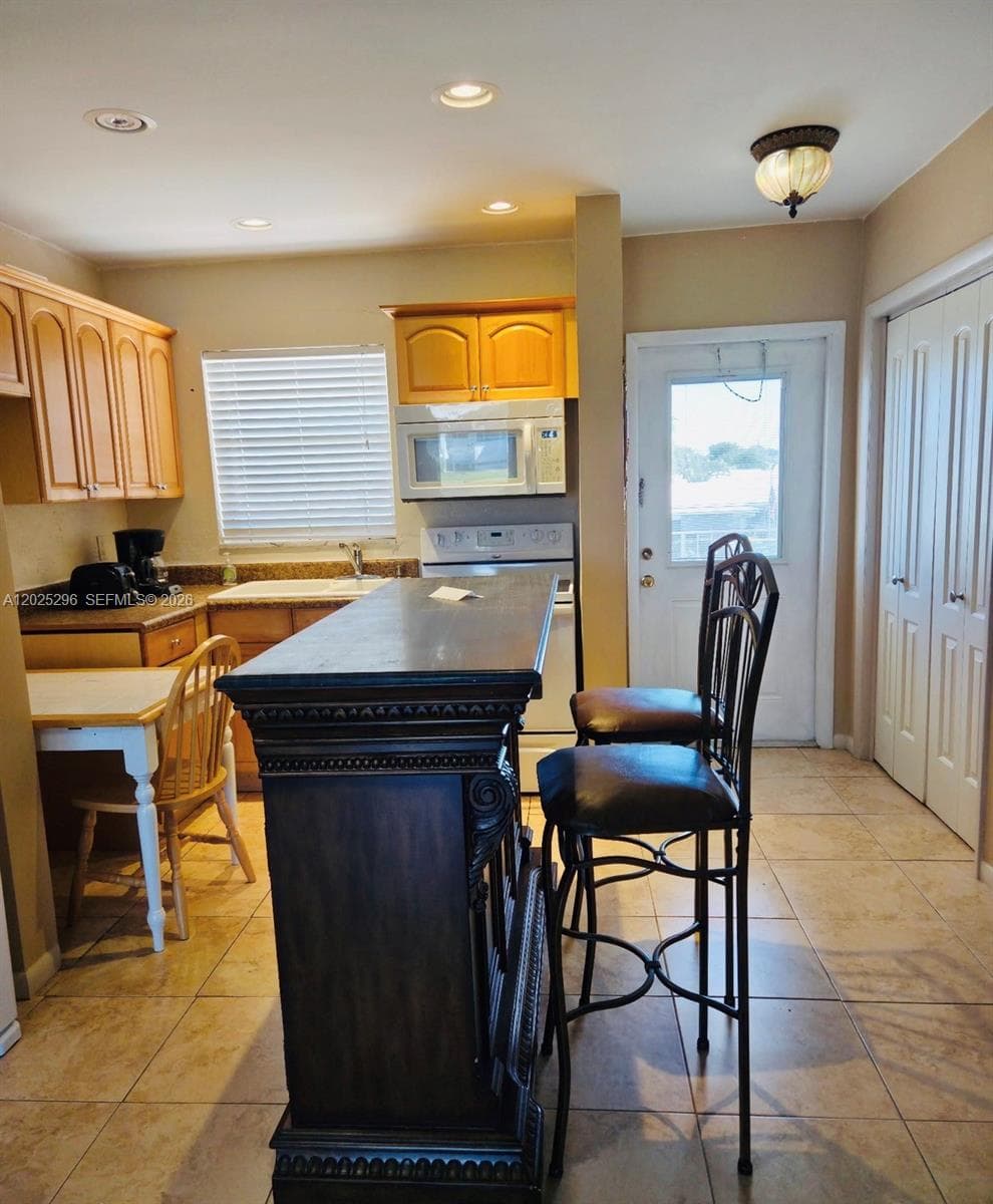 LEISUREVILLE · #289 in Pompano Beach - Photo 8