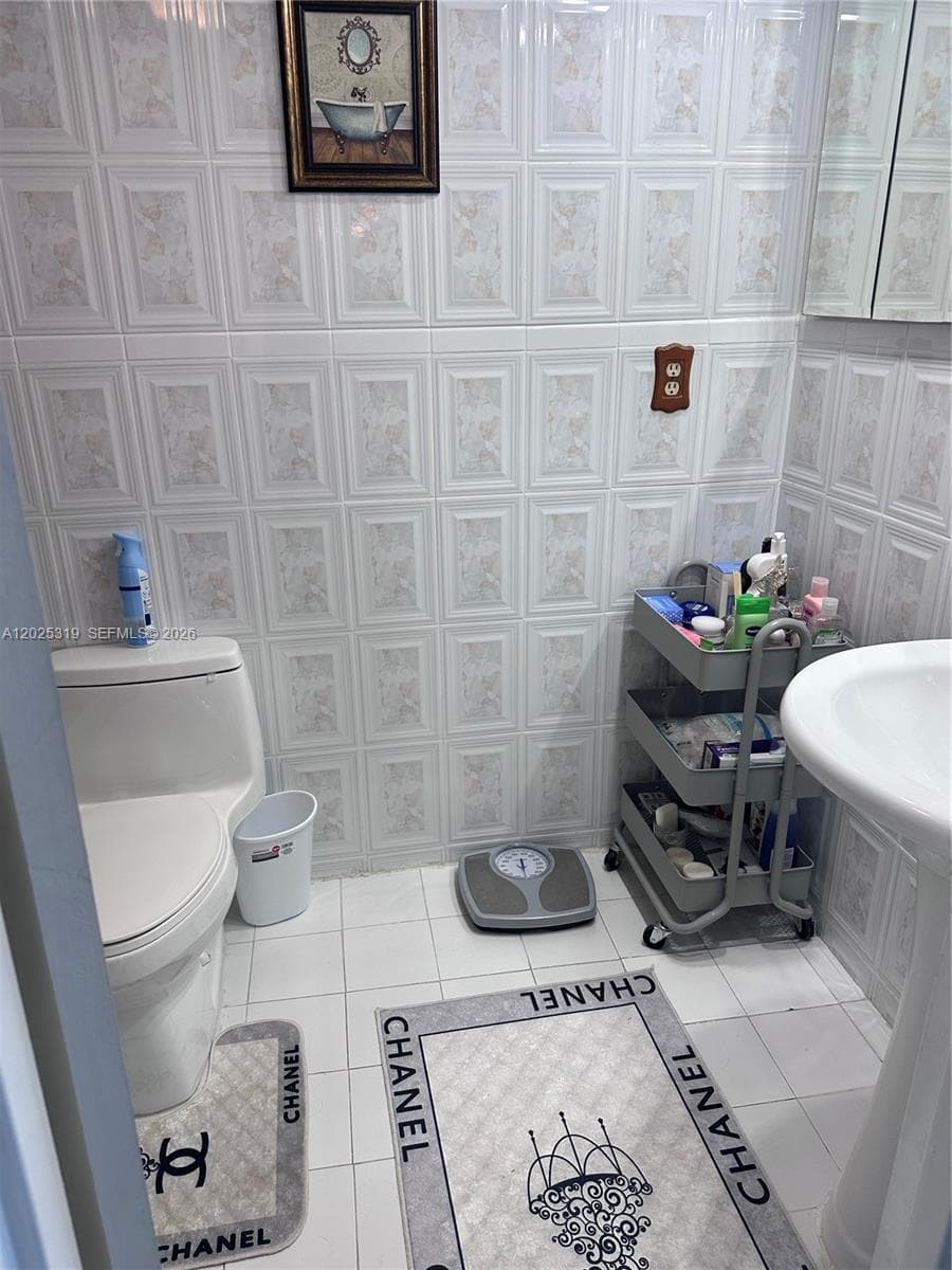 Winston Towers · #1905 in Sunny Isles Beach - Photo 9