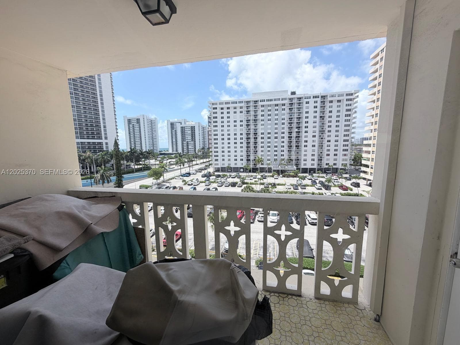 IMPERIAL TOWERS CONDO · #611 in Hallandale Beach - Photo 13