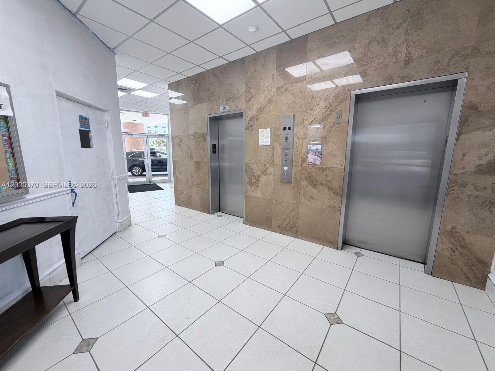 IMPERIAL TOWERS CONDO · #611 in Hallandale Beach - Photo 15