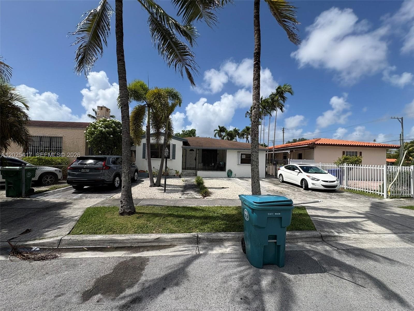 1680 SW 14th Ter photo 2
