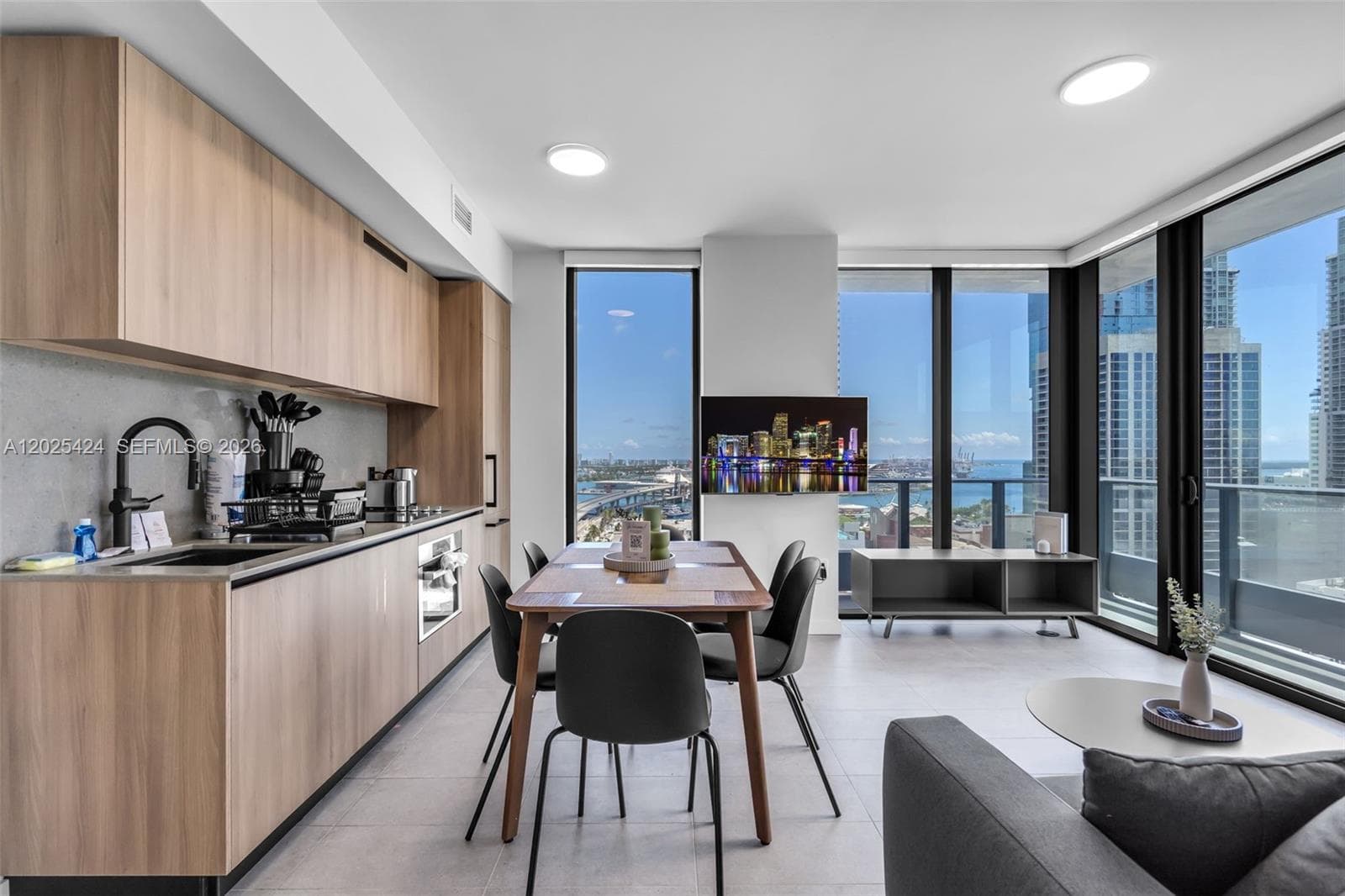 501 FIRST Residences · #2301 in Miami - Photo 7