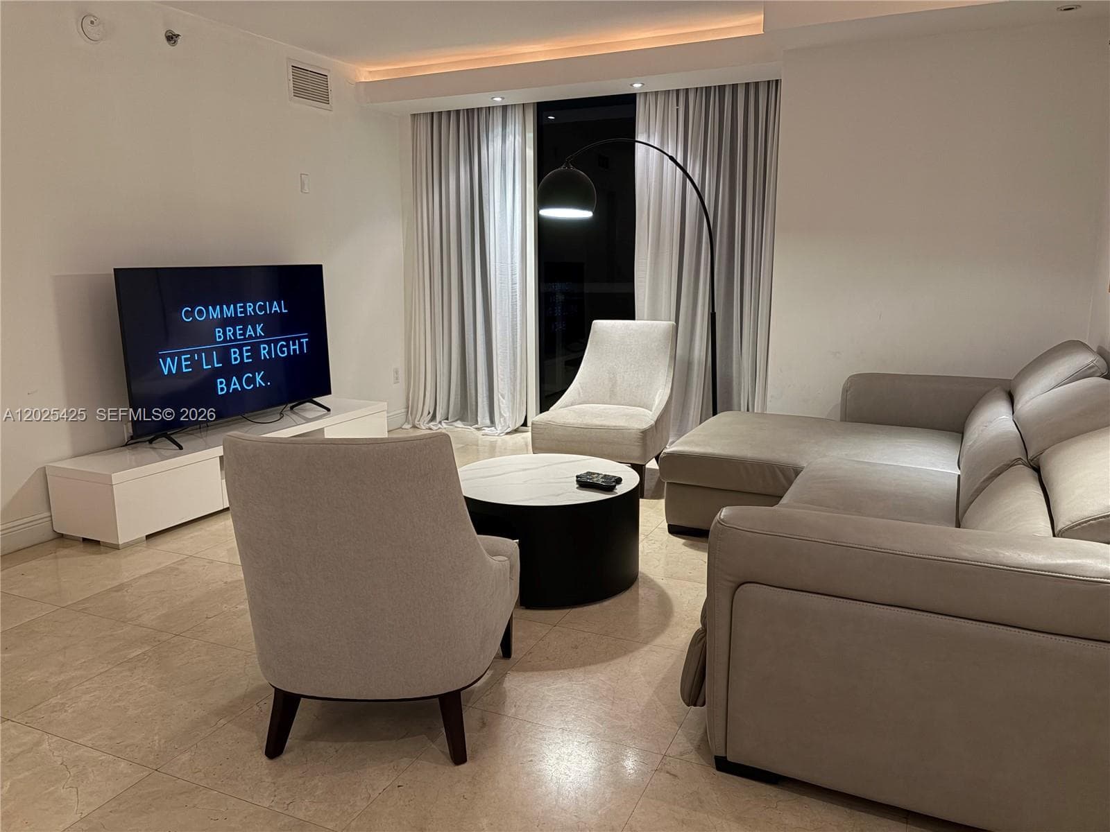 BEACH CLUB TWO · #1404 in Hallandale Beach - Photo 5