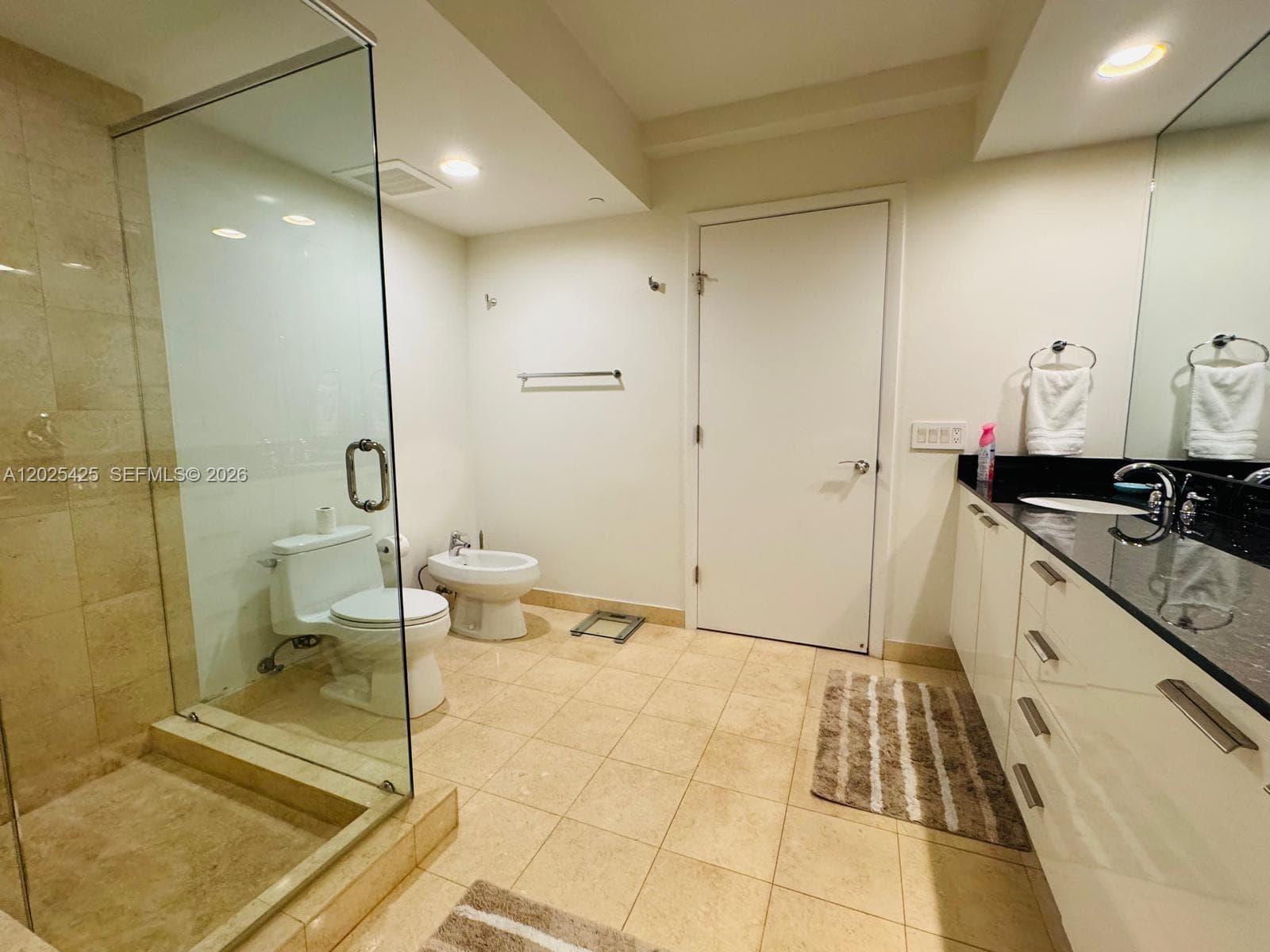 BEACH CLUB TWO · #1404 in Hallandale Beach - Photo 14