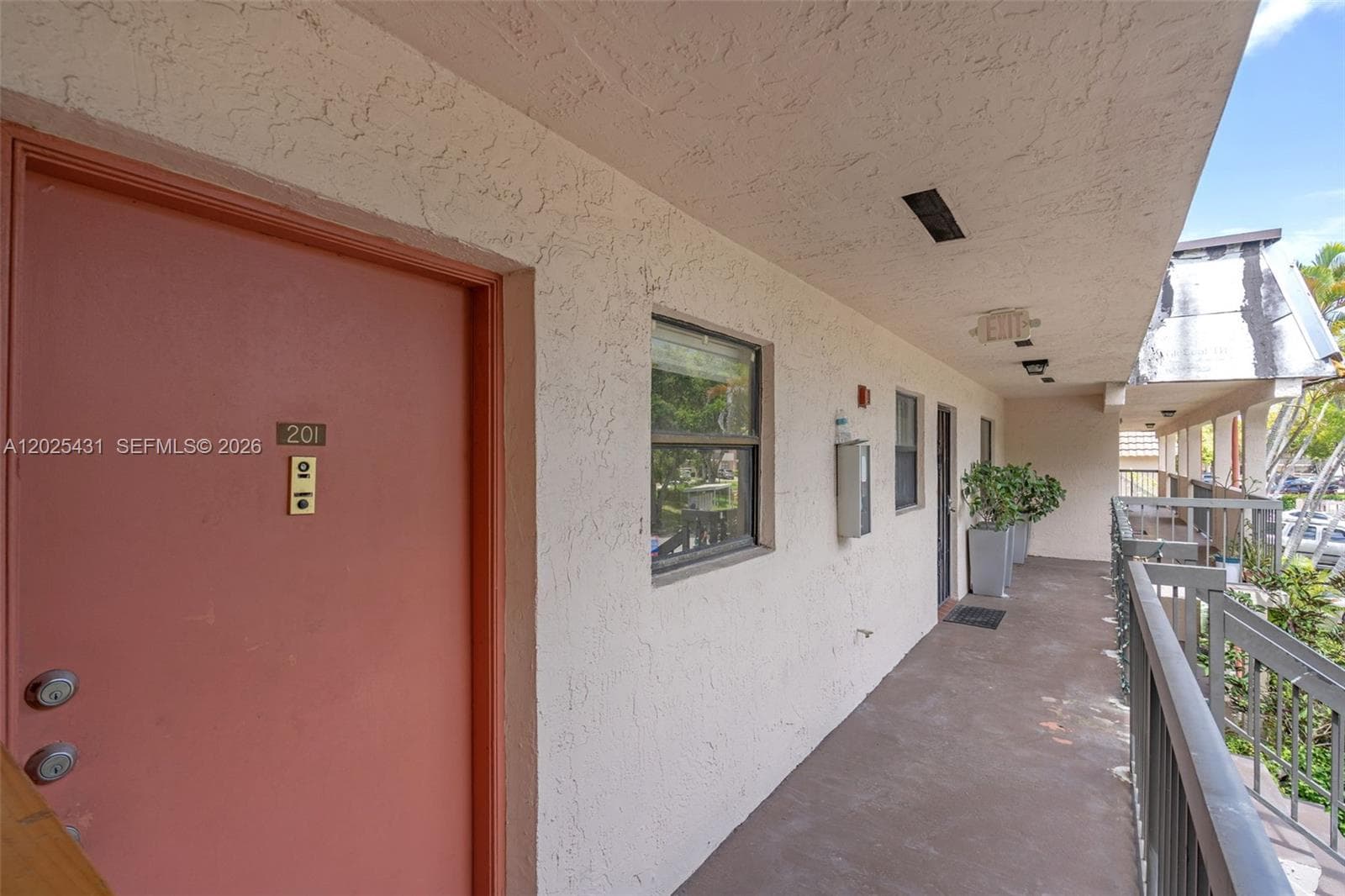 Monterey Condo · #3-201 in Miami - Photo 2