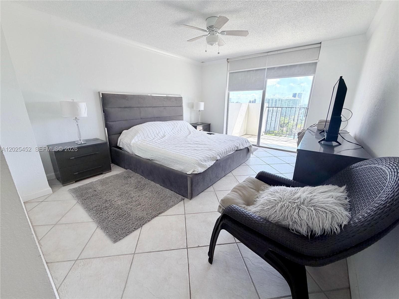 COMMODORE PLAZA CONDO · #PH10 in Aventura - Photo 13