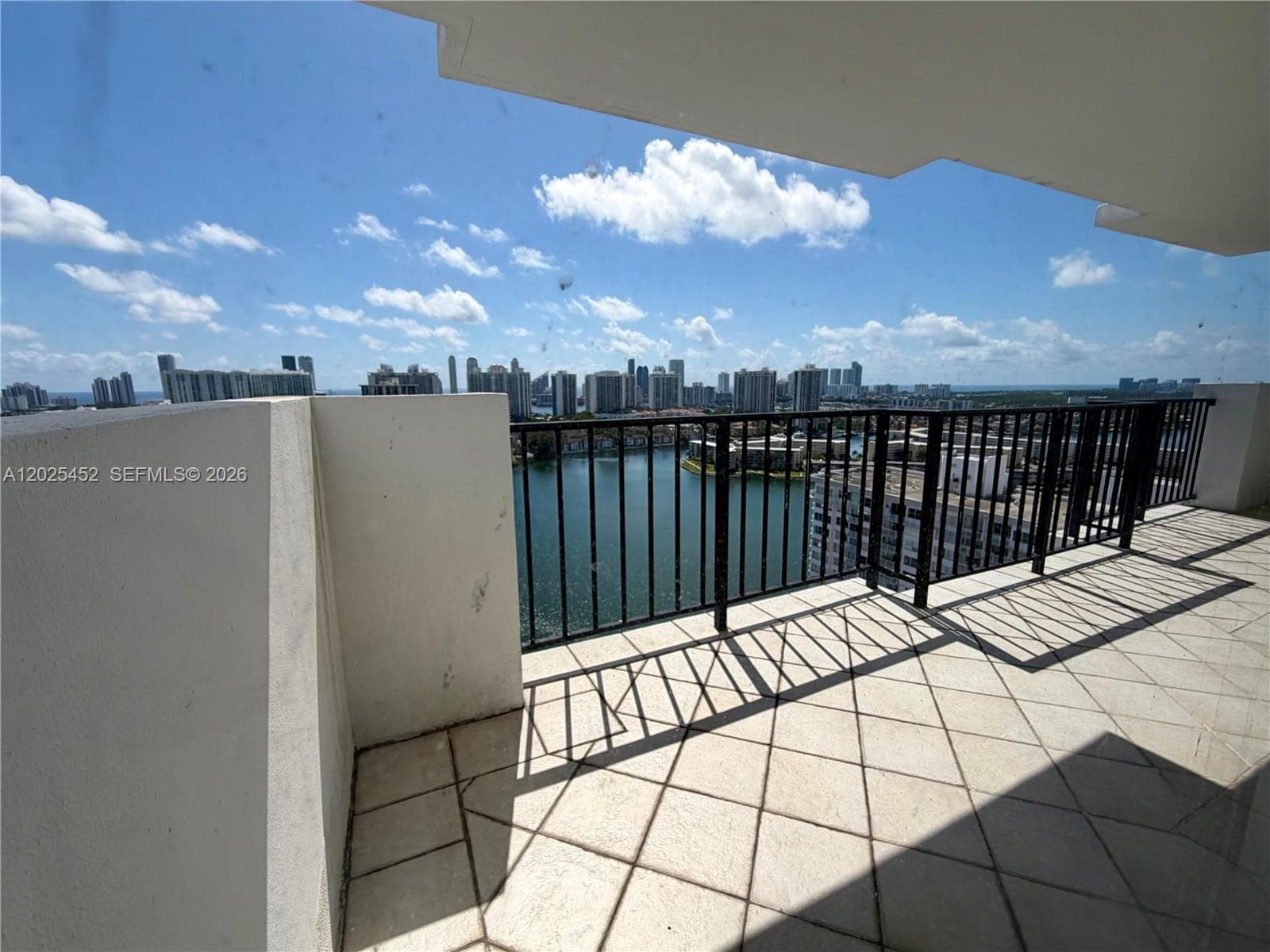 COMMODORE PLAZA CONDO · #PH10 in Aventura - Photo 16