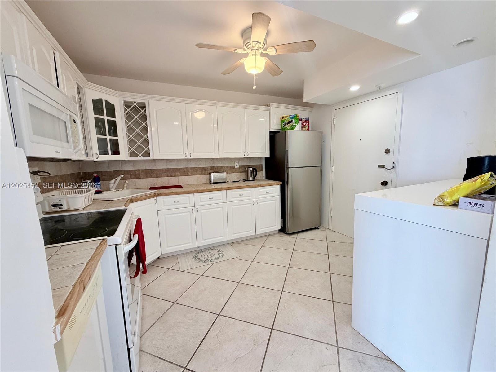 COMMODORE PLAZA CONDO · #PH10 in Aventura - Photo 9