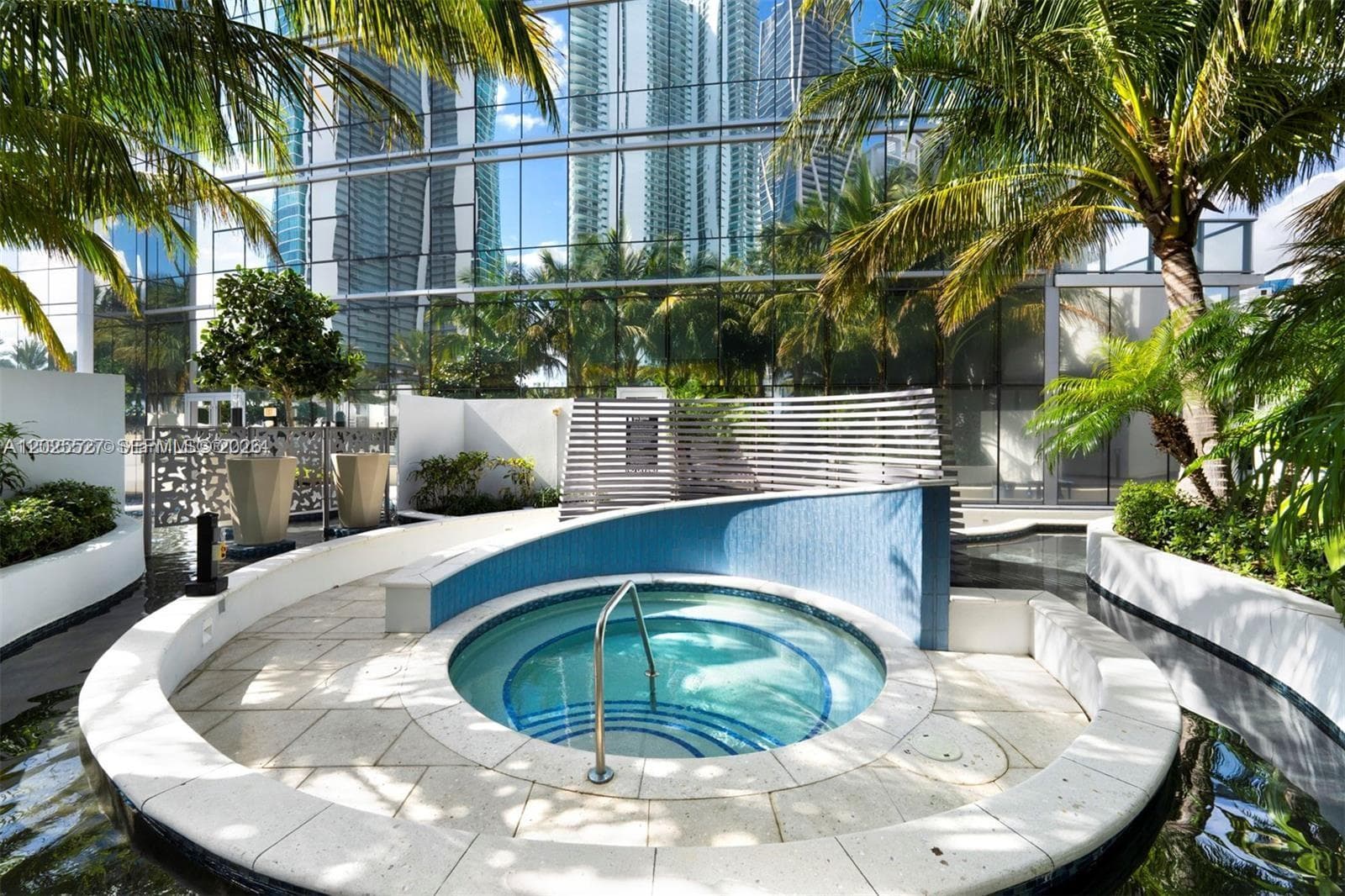 Paramount Miami Worldcenter · #3909 in Miami - Photo 36