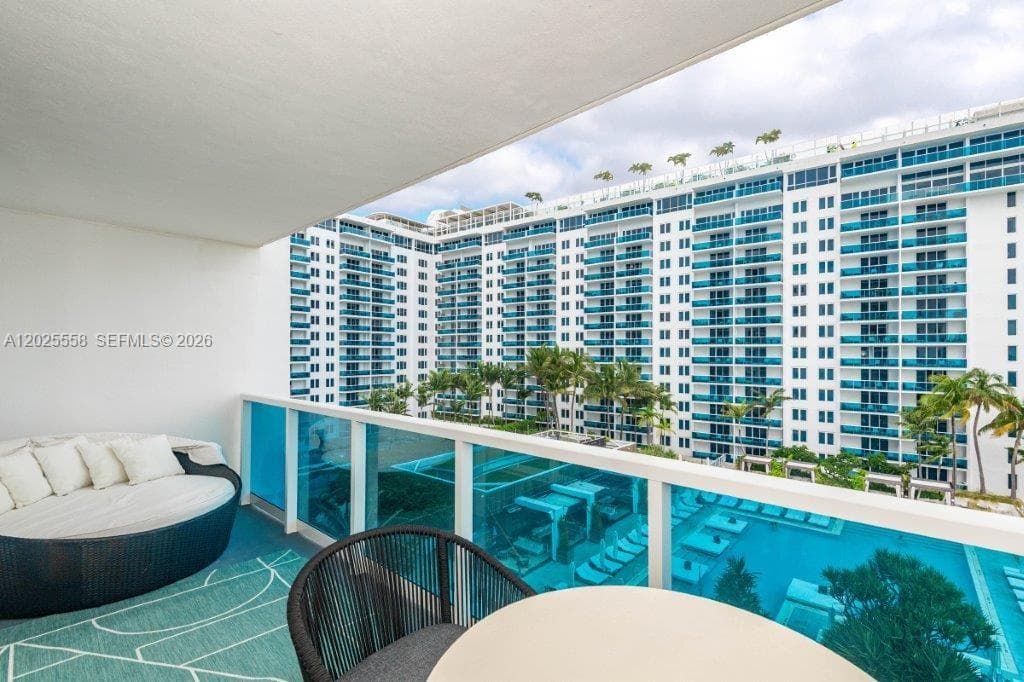 Roney Palace · #811 in Miami Beach - Photo 26